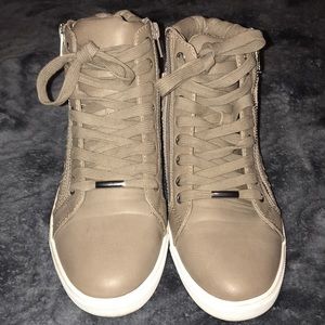 Steve Madden Sneakers
